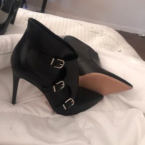 Gorgeous Gianvito Rossi Heels. Condition 9/10.